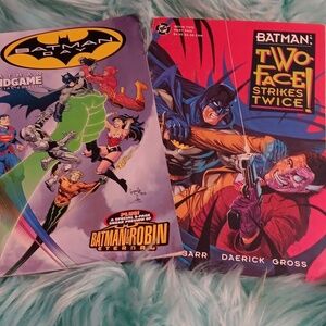 Batman comics set 2  two face strikes twice DC comics